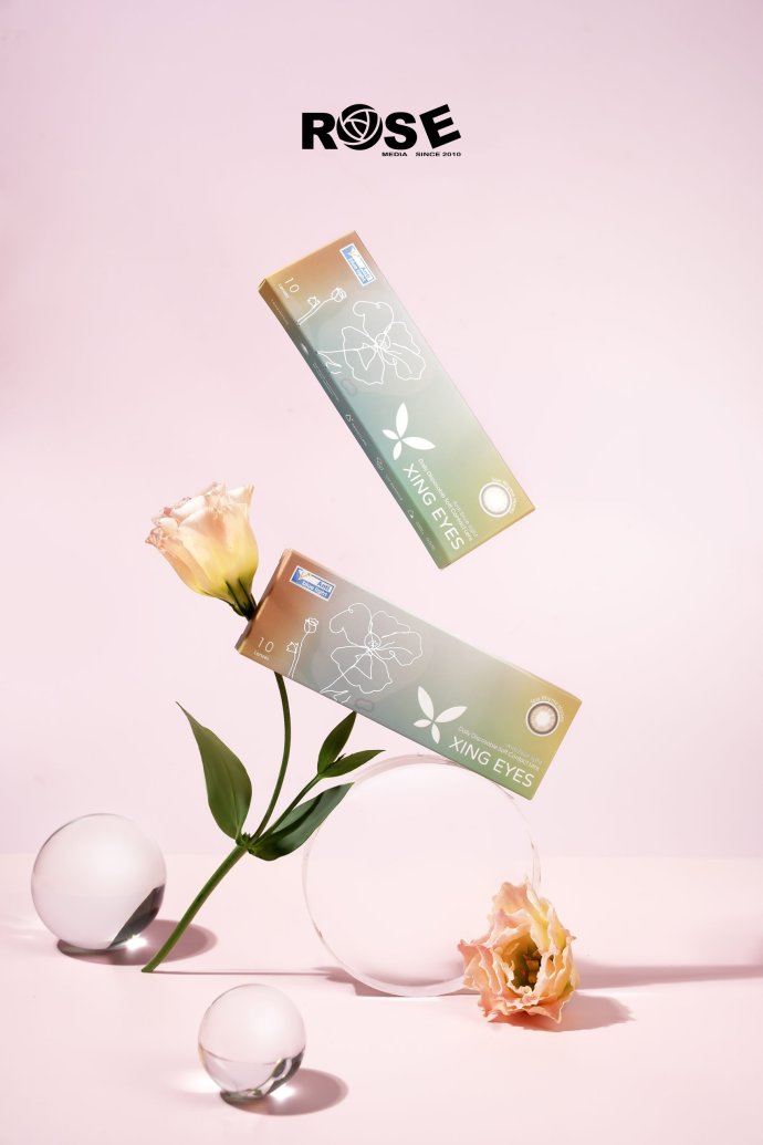 Chụp ảnh sản phẩm dạng flatlay – tối ưu hiển thị trên Instagram