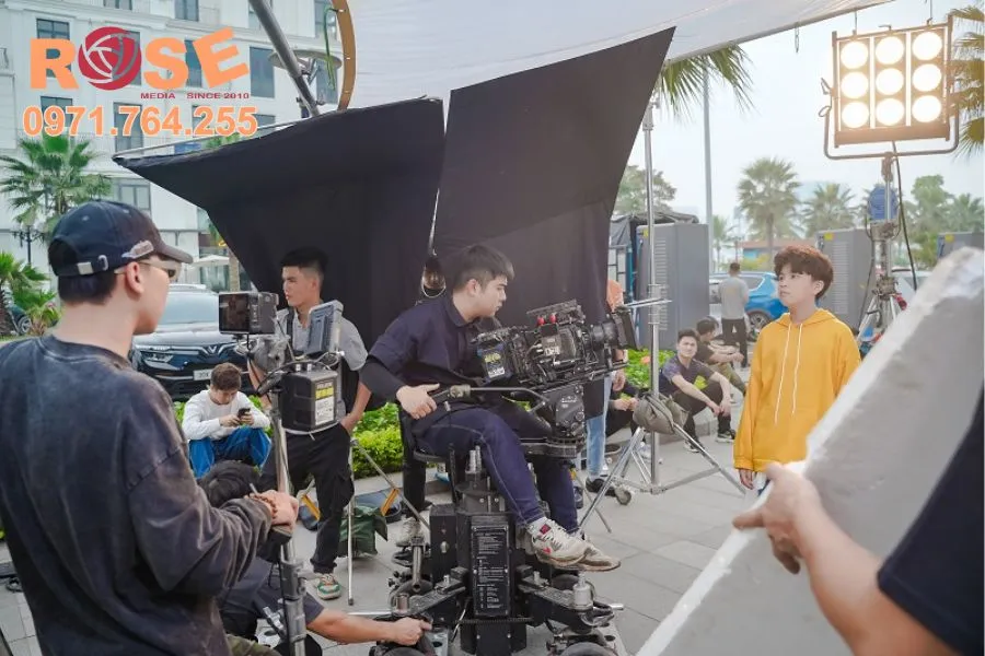 Trang thiết bị hiện đại hỗ trợ quay phim quảng cáo chất lượng cao