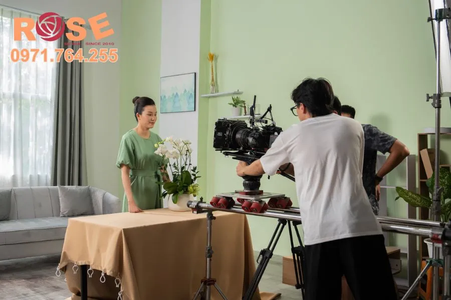 Nghệ thuật kể chuyện trong kịch bản quay video quảng cáo sản phẩm hiện đại